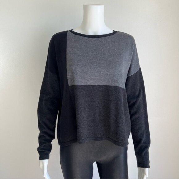 Eileen Fisher Boxy Color Block Sweater in Gray - XS - Picture 2 of 8